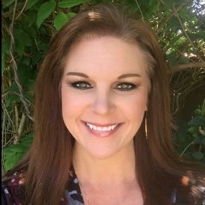 Meet your Posher, Kelli